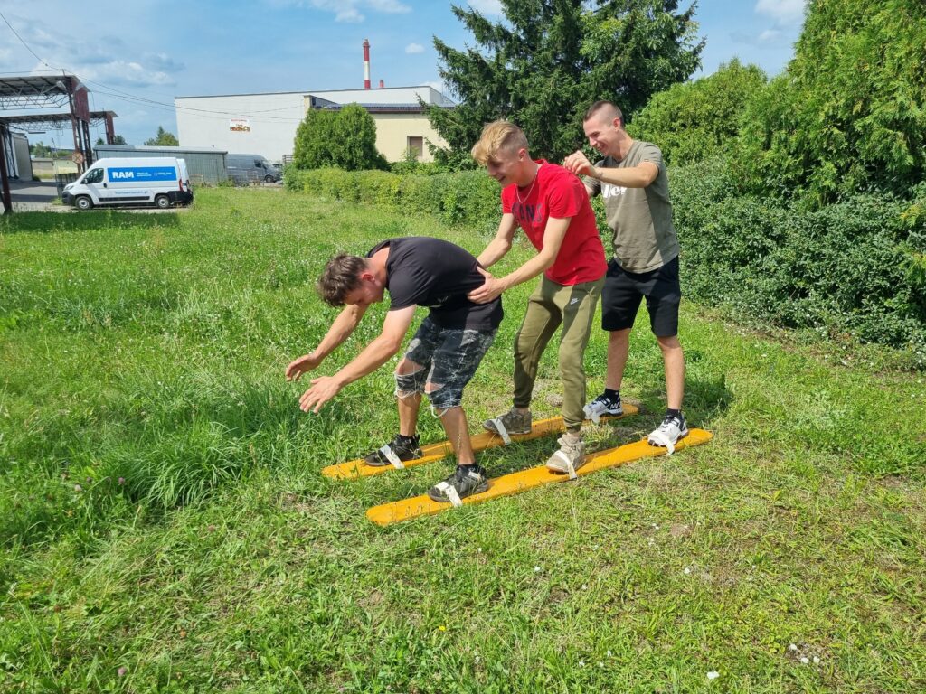 atrakcja na imprezy potrójne spodnie